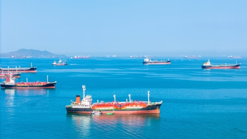 LPG gas and oil tanker ships anchored